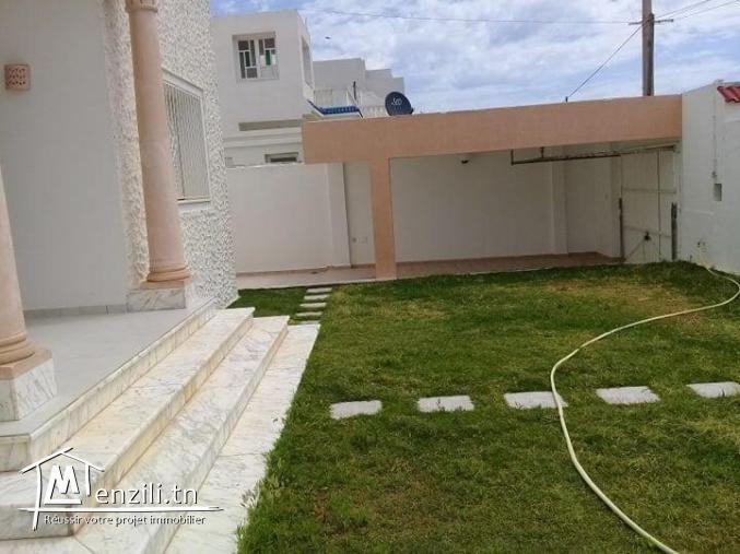 une grande villa à kélibia