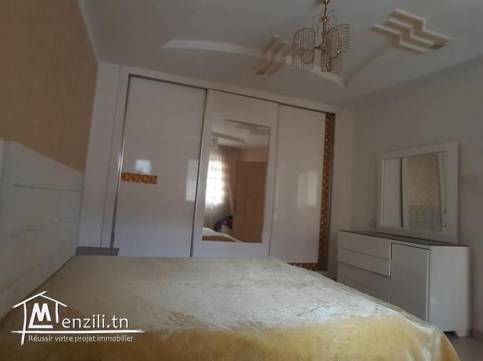 A vendre une maison s+3 à kélibia + garage commerciale+ 2 garages pourvoiture