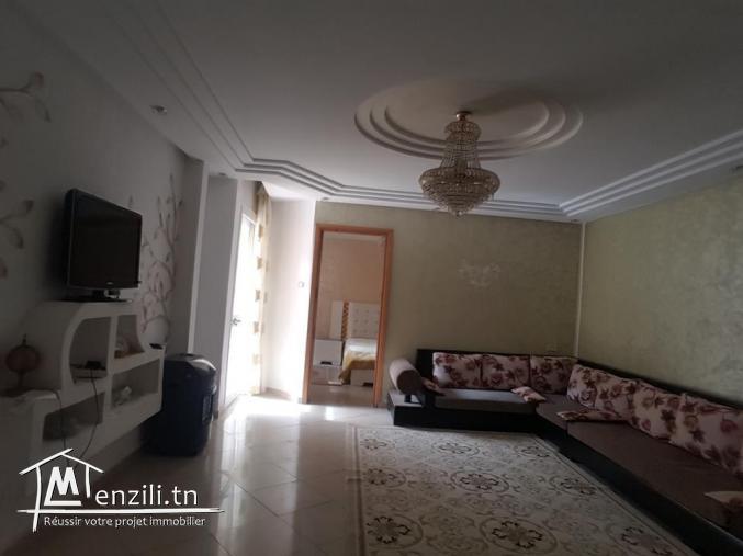 A vendre une maison s+3 à kélibia + garage commerciale+ 2 garages pourvoiture