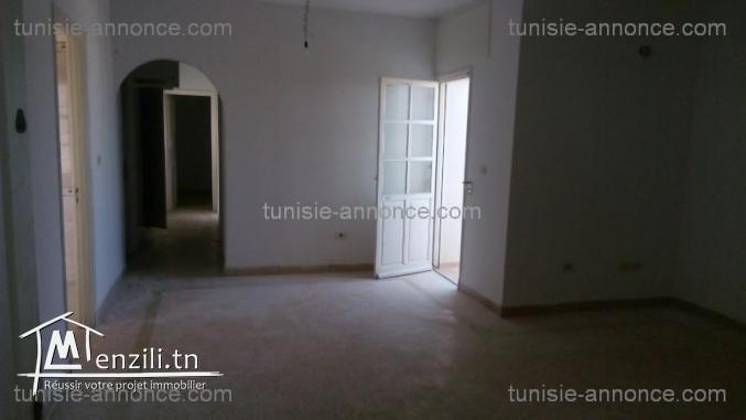 un grand appartement à vendre