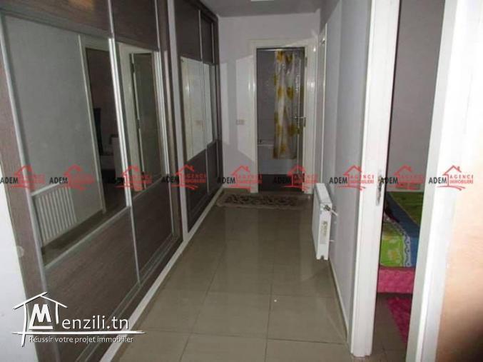 Appartement bien situé avec meuble