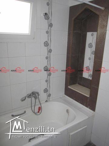 Appartement bien situé avec meuble