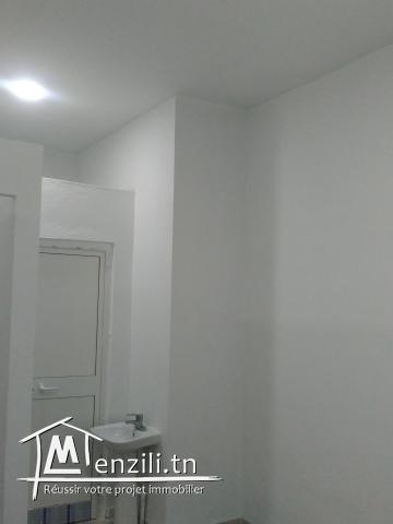 local commercial de 60 m2 à louer