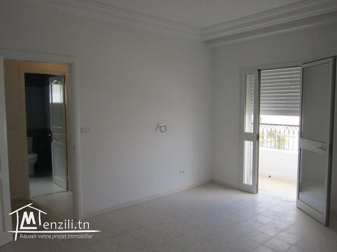 étage de villa S+3 à sahloul prés de tous commodité