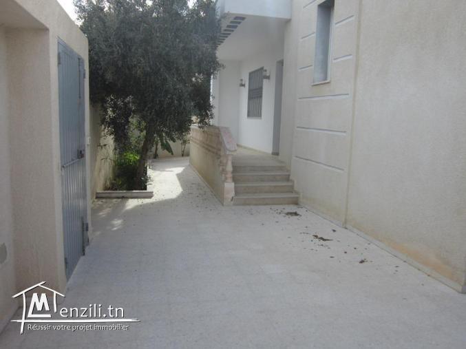 une villa indépendante à khzema