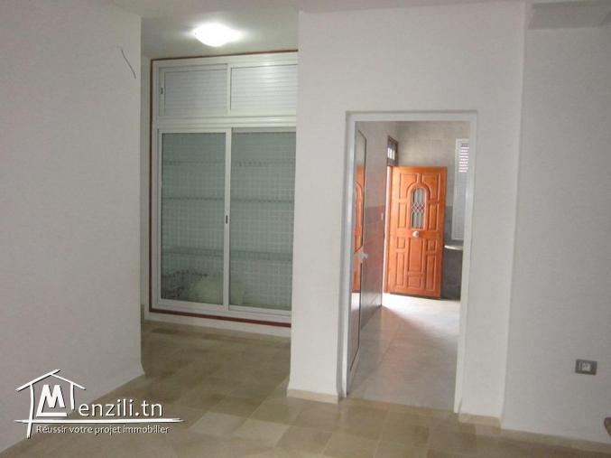 une villa indépendante à khzema