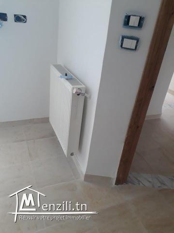 étage de villa de type S+3 situé à Sahloul