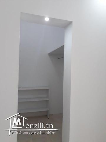 étage de villa de type S+3 situé à Sahloul