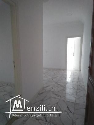 UN BUREAU S+3 à manar 2