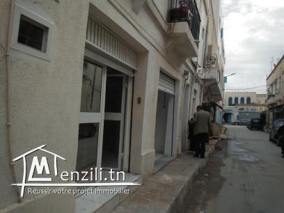 DEUX LOCAUX COMMERCIAUX à LOUER LAFAYETT