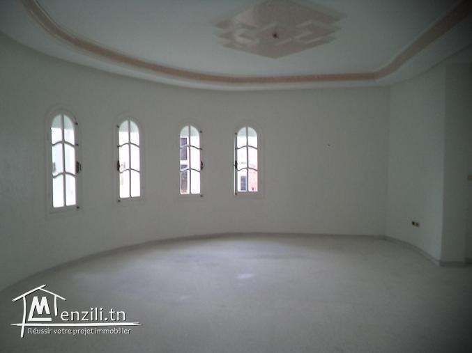 etage de villa s+4 a sahloul