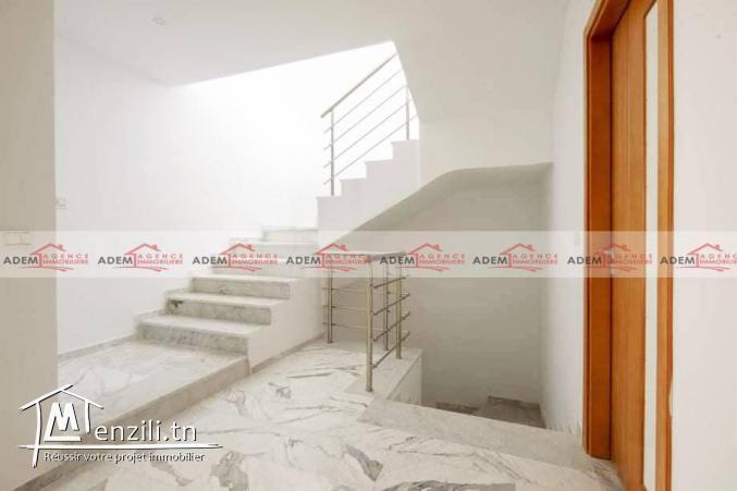 Adorable villa avec jardin et piscine