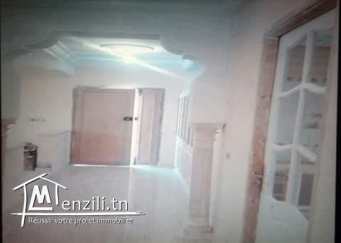 طابق أول للكراء