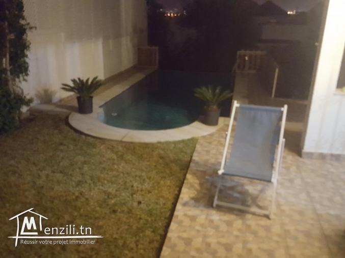 charmante villa avec piscine à Gammarth Supérieur