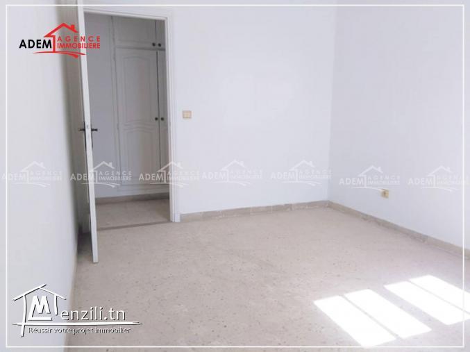 Appartement bien situé à khezema