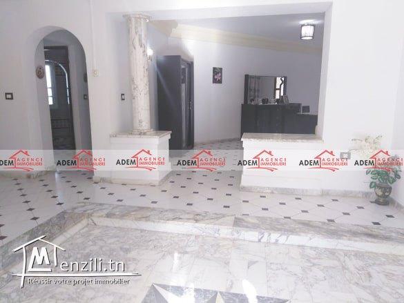 Adorable villa avec piscine et jardin