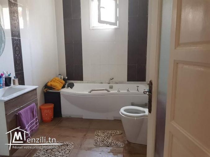 Magnifique villa avec jardin