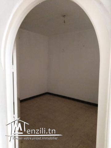 Maison à vendre prés de lyceé pilote danden 