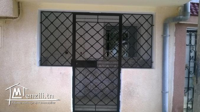 A vendre Immeuble 4 appart et 1 studio