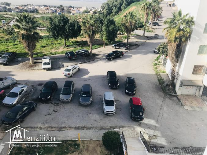 LUMINEUX ET BEL APPARTEMENT A VENDRE ( monfleury,rue de sahel)