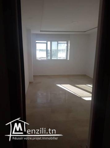 appartement a louer a route el ain