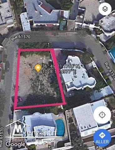 Terrain idéal pour villa papiers en règles