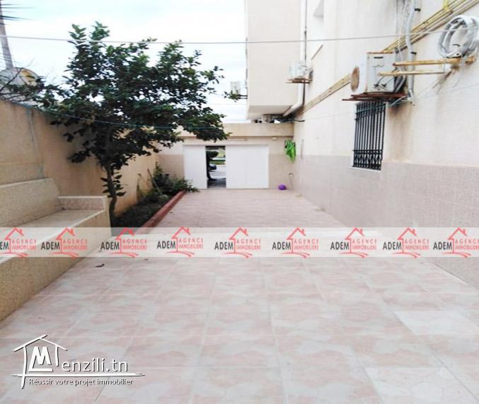 Jolie villa avec garage bien situé