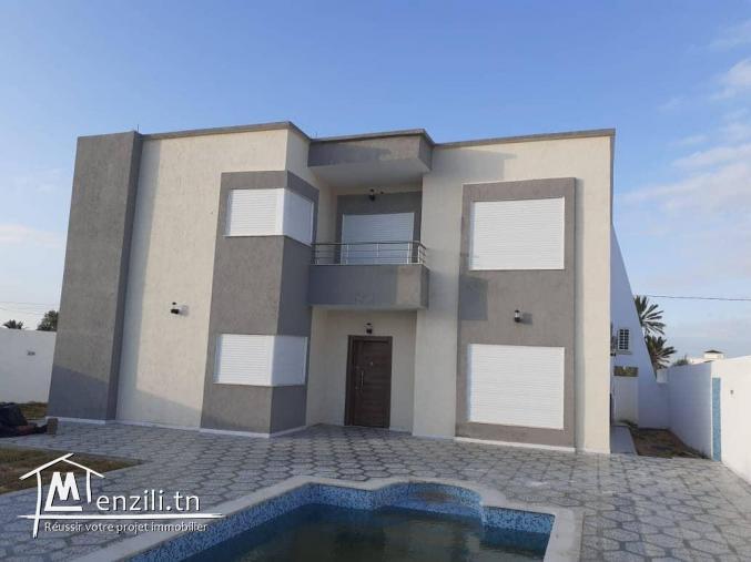 villa avec piscine V361