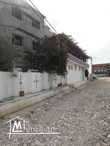 Location d'une usine dans une zi à ksar hellal d'une superficie de 1500m²