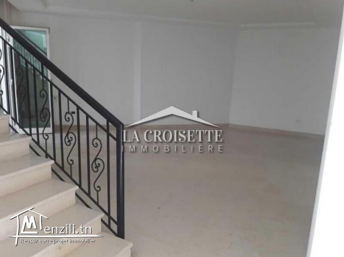 Duplex à louer s+4 à l'aouina MDL0041