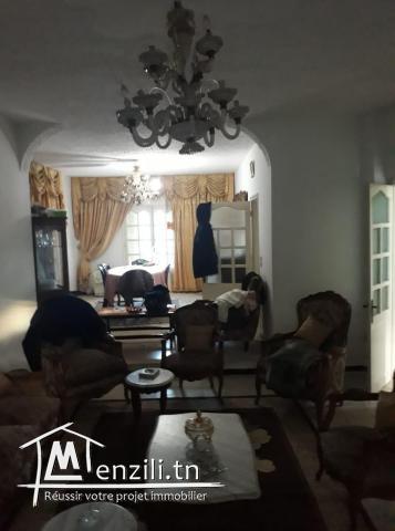 a vendre spacieuse villa