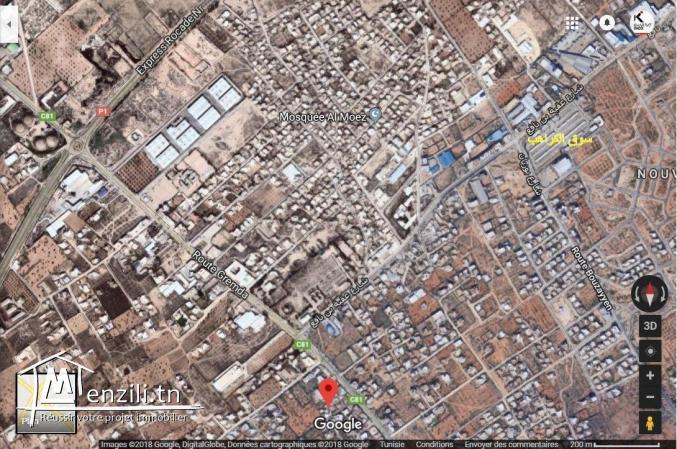 terrain avec 2 maison