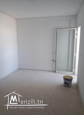 appartement a vendre  aux 1 ère étage 