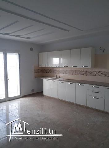 appartement a vendre  aux 1 ère étage 