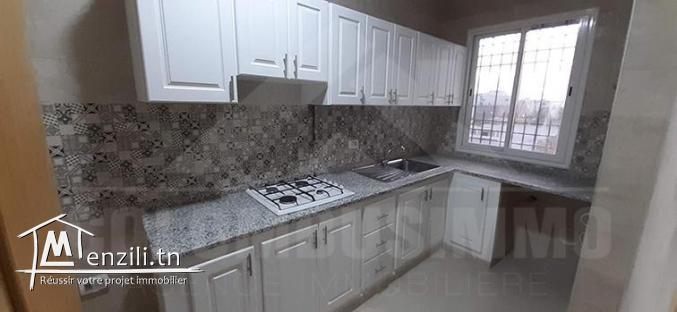Appartement s2 au 2 ème etage Borj Louzir