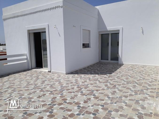 Villa impressionnante avec piscine a Djerba Houmt souk à vendre