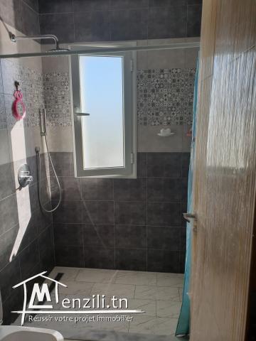 Une très belle s+2 en 2 ème etage zone skaness à louer