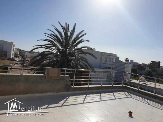 Une très belle s+2 en 2 ème etage zone skaness à louer