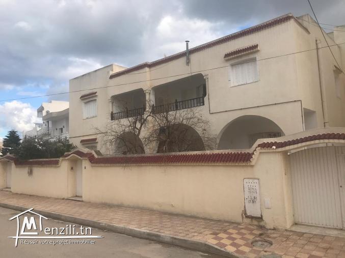 Villa + 2 appartements Khzema Sousse
