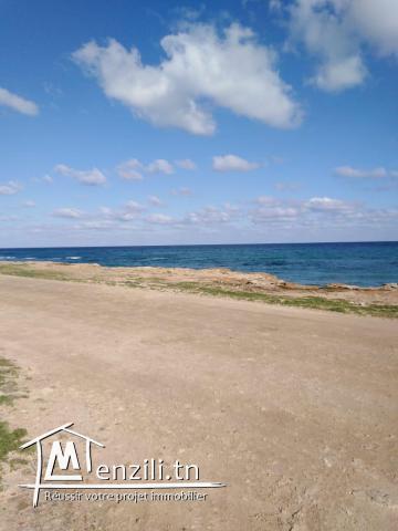 terrain de 157 m² prés de la plage