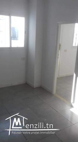 Maison a vendre prix 180 mille dinars 