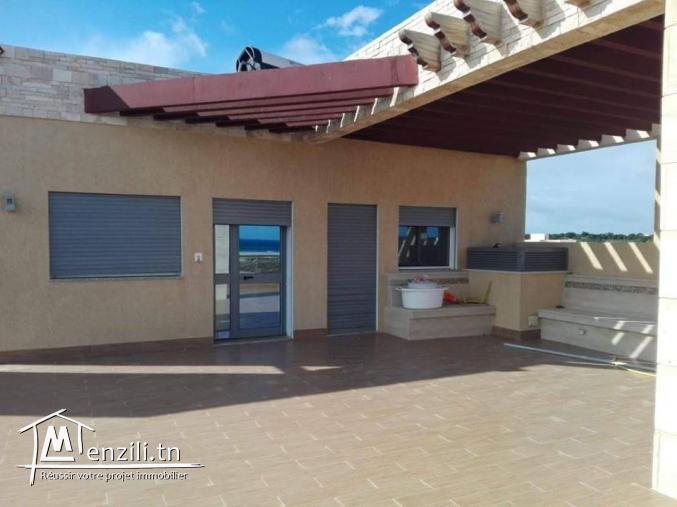 une belle villa haute standing 1 ere position a la plage dar allouch sable blanc