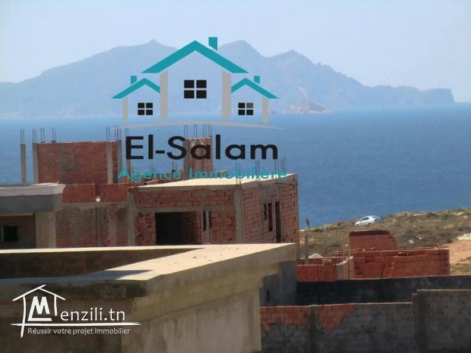 belle maison innachevé a vendre vu panoramique a la plage