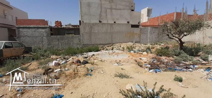 un terrain a vendre à dar fadhel