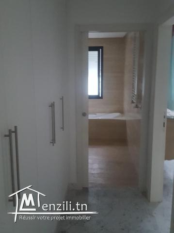 Luxueux appartement meublé à la Marsa Plage