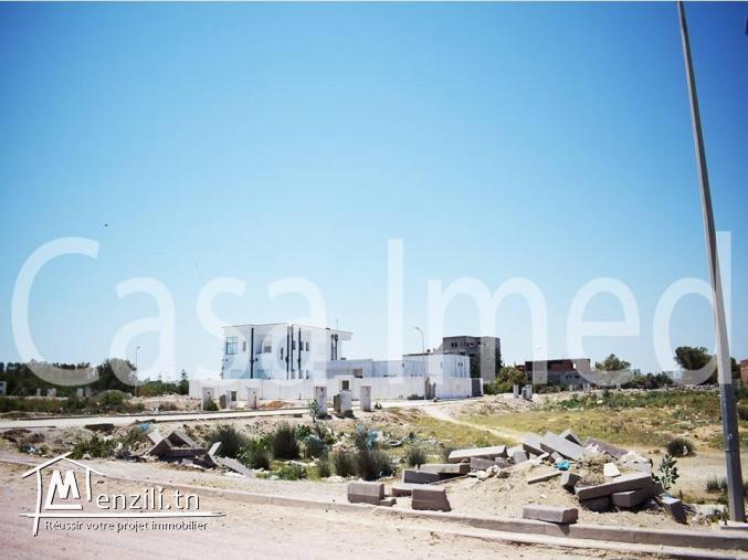 un terrain de 162 m2