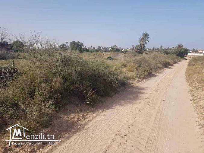 1700m2 titré + permis de bâtir