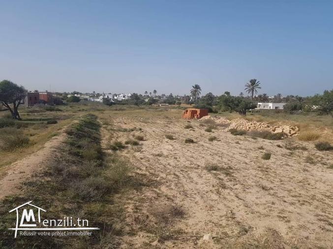 1700m2 titré + permis de bâtir