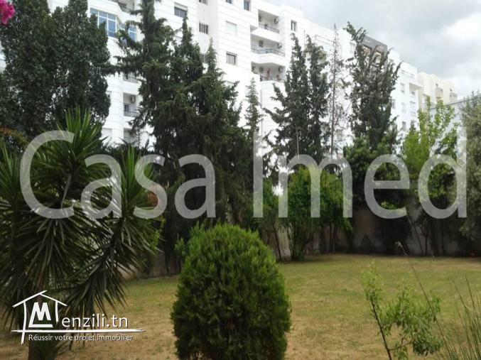 un terrain de 650 m2