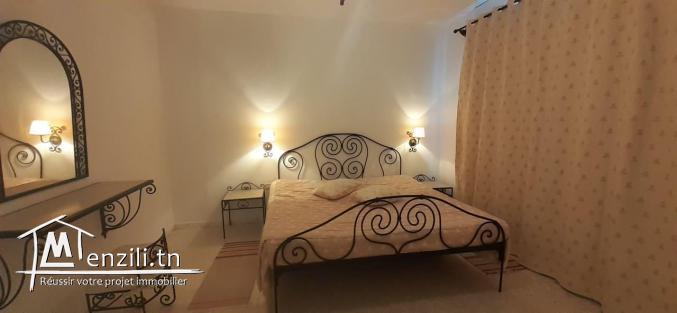 jolie maison sur la route de phare